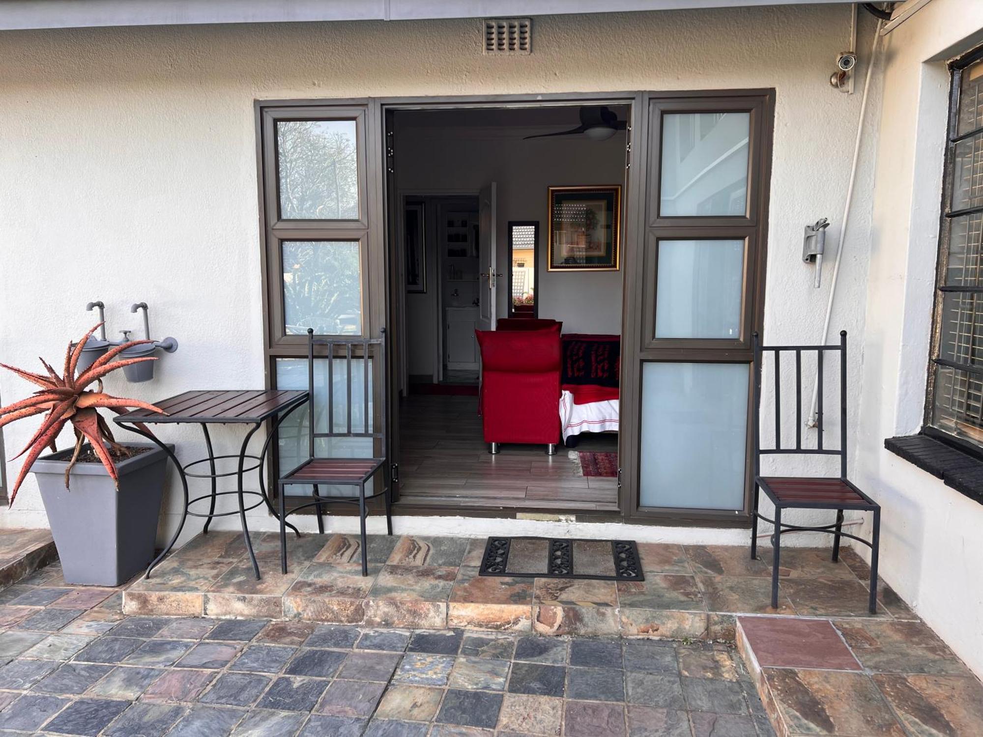 2 Op Terblanche Guesthouse Boksburg Buitenkant foto