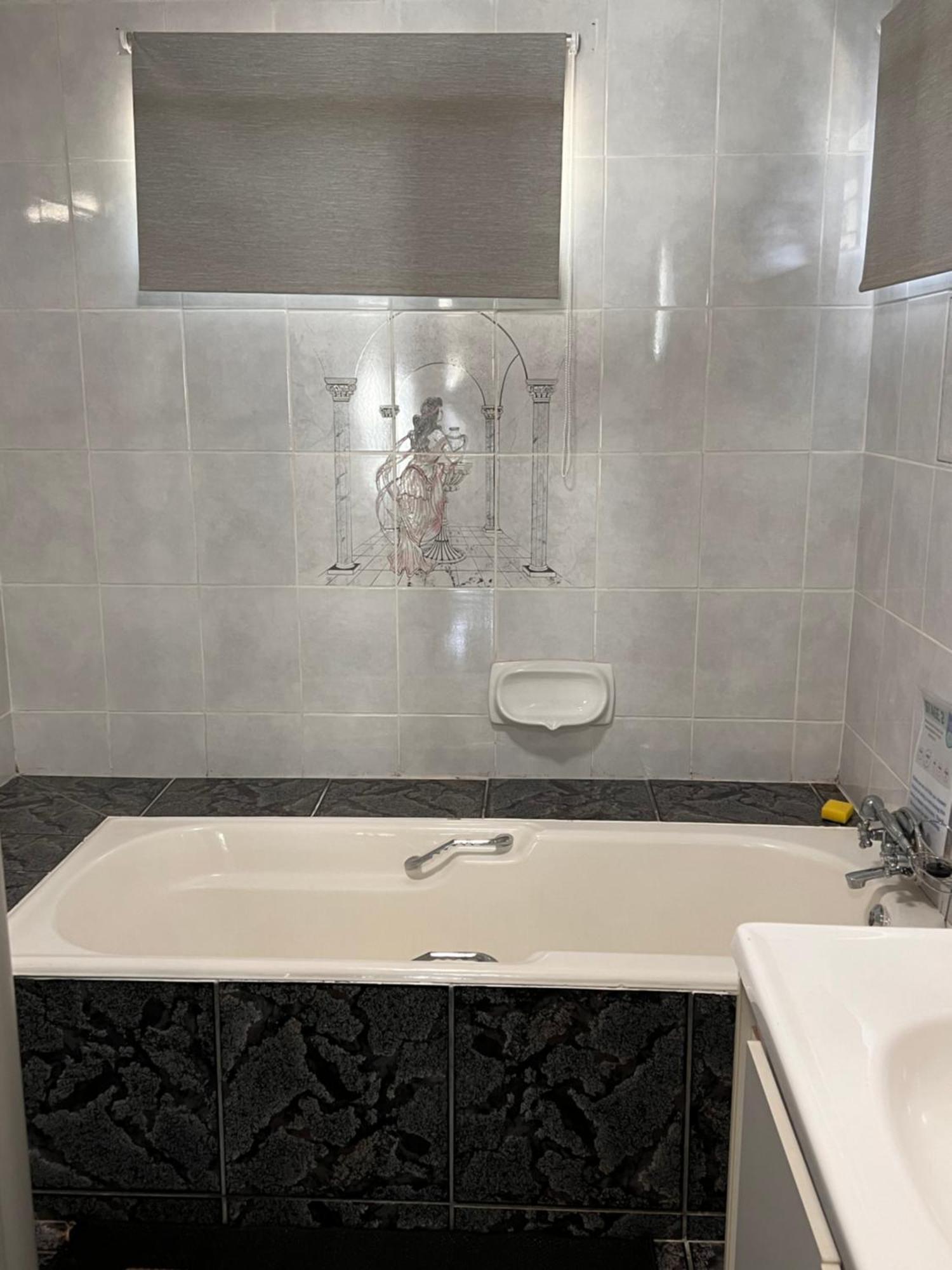 2 Op Terblanche Guesthouse Boksburg Buitenkant foto